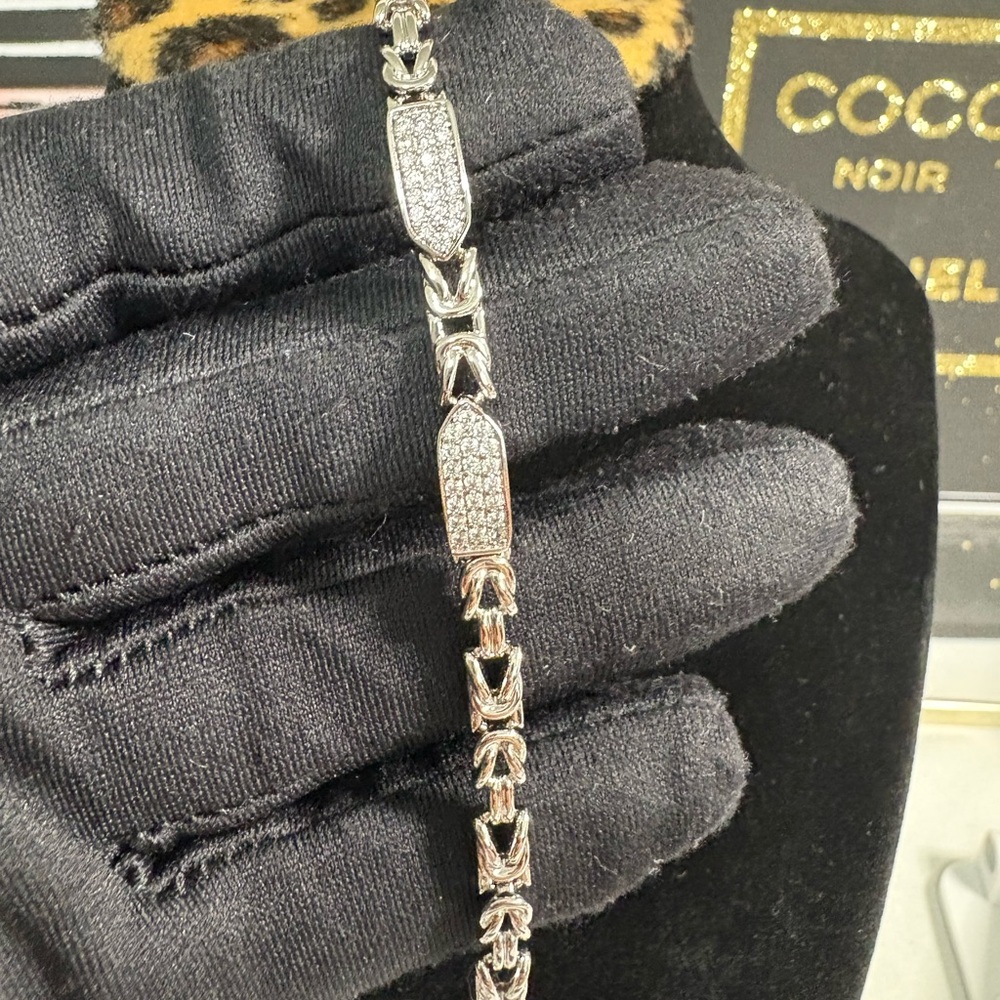Silver Chain Bracelet - Picture 2 of 5